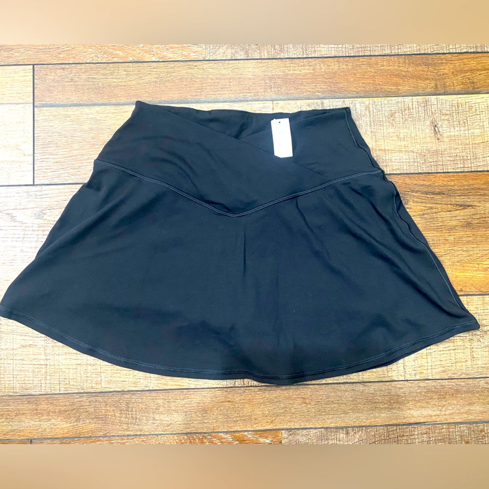 NEW Aerie Black Skort Size Large